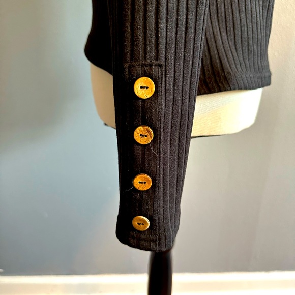 SHEIN NEW RIBBED MOCK NECK BLACK TOP. SIZE SMALL. - Picture 5 of 6